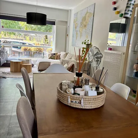 Maison 2 Face Au Chateau Feriehus